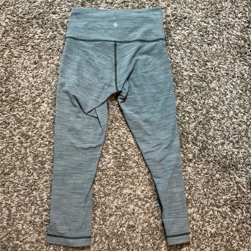 LULULEMON CROPPED LEGGINGS ✨